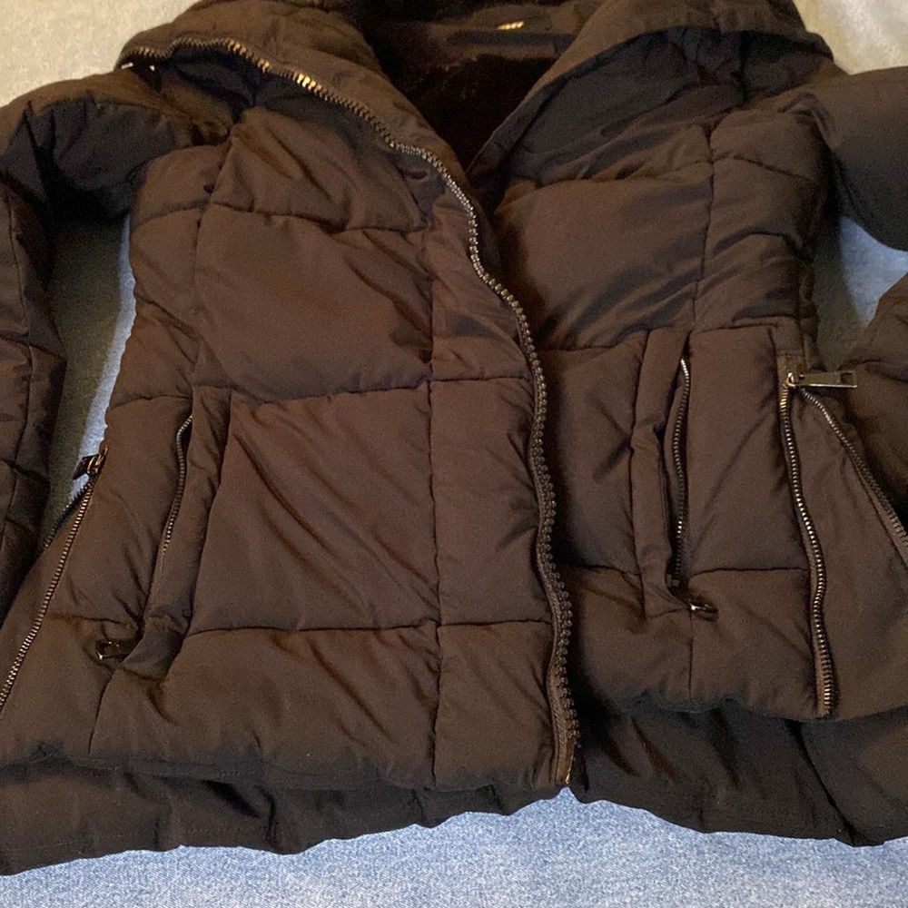 Coat - Picture 4 of 7